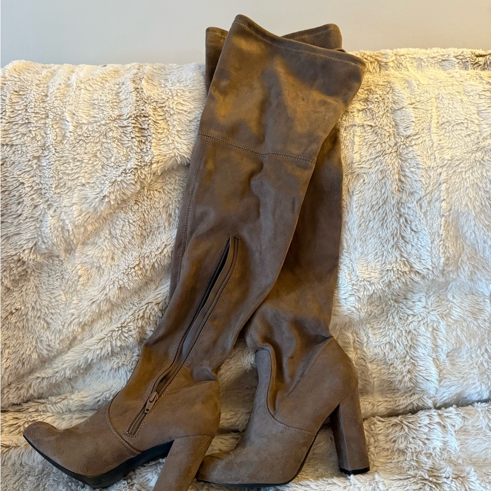 Over-the-Knee Women's Boots